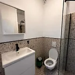Studioul Epava Апартаменты *